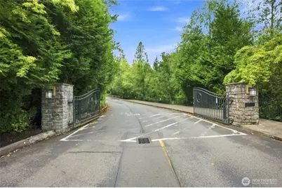 4321 Issaquah-Pine Lake Road SE #407, Sammamish, WA 98075 - Photo 32