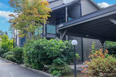 1800 N 105th Street #9-201, Seattle, WA 98133 - Photo 2