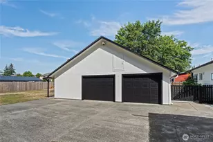 1110 25th St SE, Puyallup, WA 98372 - Photo 28