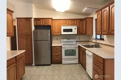 1585 NW Palmer Lane, Bremerton, WA 98311 - Photo 2