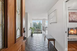 8205 S 123rd Pl, Seattle, WA 98178 - Photo 4