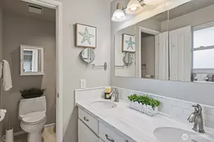 8205 S 123rd Pl, Seattle, WA 98178 - Photo 20