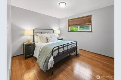 19607 136th Place SE, Renton, WA 98058 - Photo 18