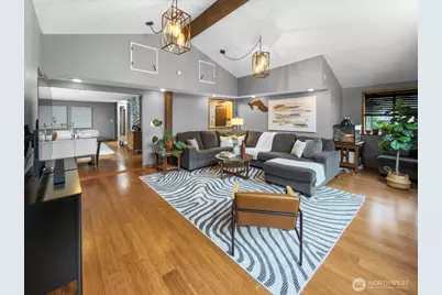 19607 136th Place SE, Renton, WA 98058 - Photo 6