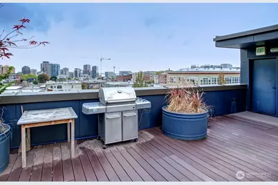 1111 E Pike Street #204, Seattle, WA 98122 - Photo 12