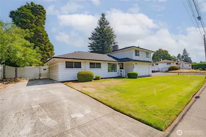 8605 NW 9th Avenue, Vancouver, WA 98665 - Photo 2