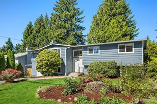 8610 NE 137th St, Kirkland, WA 98034 - Photo 2