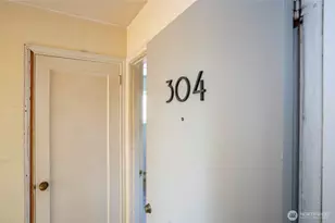 4405 SW Alaska St, Seattle, WA 98116 - Photo 8
