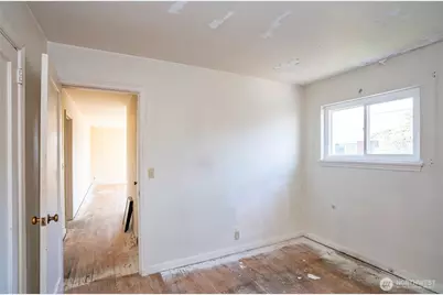 4405 SW Alaska Street #304, Seattle, WA 98116 - Photo 20
