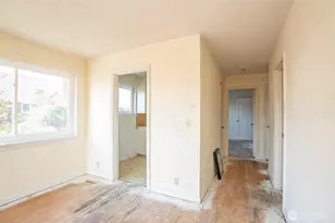 4405 SW Alaska St, Seattle, WA 98116 - Photo 14