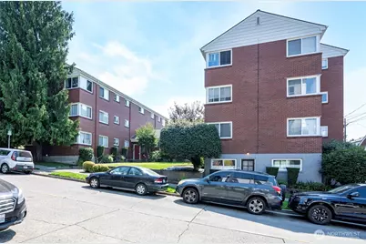 4405 SW Alaska Street #304, Seattle, WA 98116 - Photo 4
