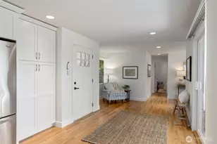 5930 Rose Loop NE, Bainbridge Island, WA 98110 - Photo 16