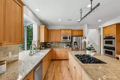 13611 NE 136th Pl, Kirkland, WA 98034 - Photo 18