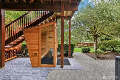 13611 NE 136th Pl, Kirkland, WA 98034 - Photo 32