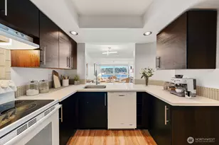 1740 Aurora Ave N, Seattle, WA 98109 - Photo 4