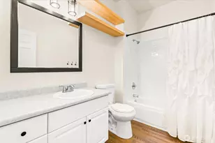 17426 Bothell Way NE, Bothell, WA 98011 - Photo 32