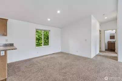 1920 Grade Street, Kelso, WA 98626 - Photo 12