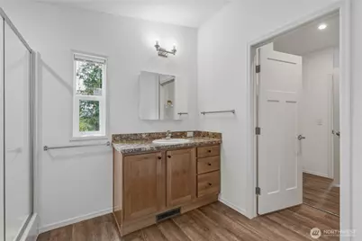 1920 Grade Street, Kelso, WA 98626 - Photo 24