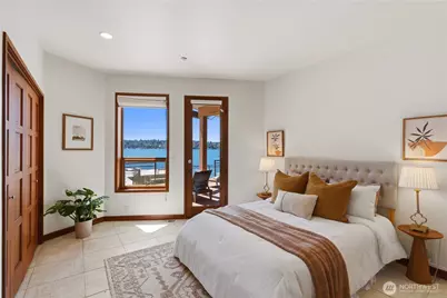 8279 W Mercer Way, Mercer Island, WA 98040 - Photo 36