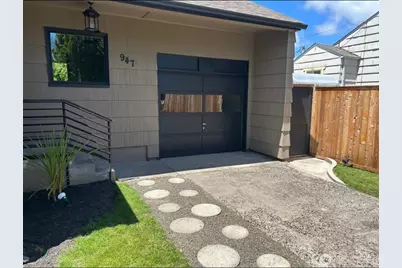 947 20th Avenue, Longview, WA 98632 - Photo 2