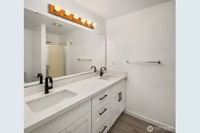 14328 85th Place NE, Kirkland, WA 98034 - Photo 16