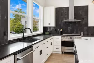 6712 NE 185th St, Kenmore, WA 98028 - Photo 6