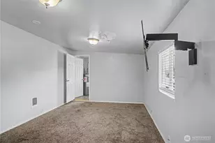 912 W Loop Dr NE, Moses Lake, WA 98837 - Photo 20