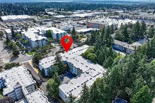13717 Linden Ave N, Seattle, WA 98133 - Photo 32