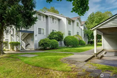 7453 Newcastle Golf Club Road #L304, Newcastle, WA 98059 - Photo 2