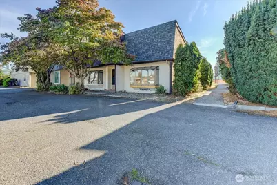 1004 Columbia Avenue #7, Marysville, WA 98270 - Photo 2