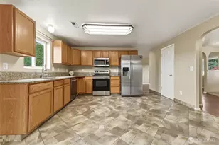 1705 SE Market St, College Place, WA 99324 - Photo 6