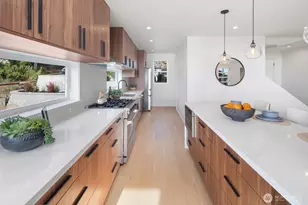 7602 44th Ave SW, Seattle, WA 98136 - Photo 12