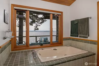 681 Smugglers Cove Road, Friday Harbor, WA 98250 - Photo 10