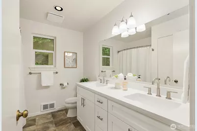 9067 Hidden Cove Road NE, Bainbridge Island, WA 98110 - Photo 22
