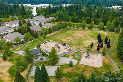 22675 NE Alder Crest Drive #102, Redmond, WA 98053 - Photo 38
