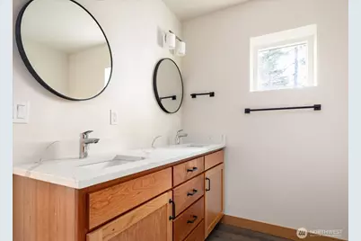 205 NE Third Street, Coupeville, WA 98239 - Photo 22