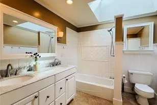 10509 NE 197th St, Bothell, WA 98011 - Photo 16