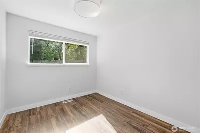 13725 NE 70th Place, Redmond, WA 98052 - Photo 12