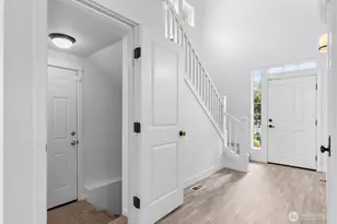24015 221st Ln SE, Maple Valley, WA 98038 - Photo 4