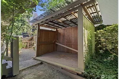 4617 162nd Avenue NE, Redmond, WA 98052 - Photo 32