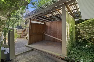4617 162nd Ave NE, Redmond, WA 98052 - Photo 32
