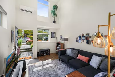 5021 Sand Point Place NE #E, Seattle, WA 98105 - Photo 2