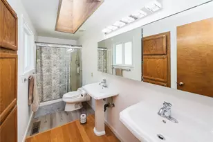 10820 NE 183rd Ct, Bothell, WA 98011 - Photo 24