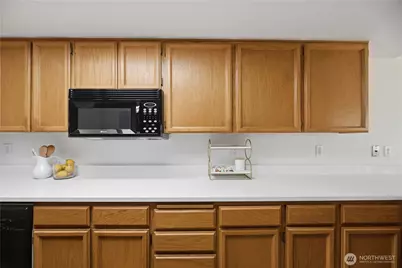 15525 6th Avenue SW #12, Burien, WA 98166 - Photo 8