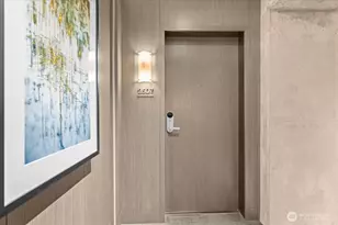 121 Stewart St, Seattle, WA 98101 - Photo 2