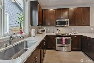 18919 146th Street E, Bonney Lake, WA 98391 - Photo 10