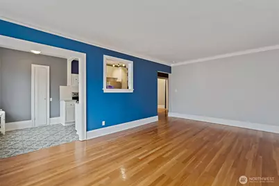 321 Boylston Avenue E #404, Seattle, WA 98102 - Photo 6