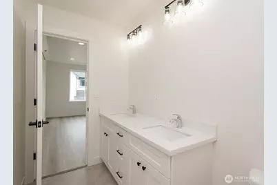 1106 W Lauridsen #B, Port Angeles, WA 98363 - Photo 34
