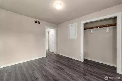 408 S Parkway Avenue, Battle Ground, WA 98604 - Photo 22