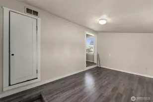 408 S Parkway Ave, Battle Ground, WA 98604 - Photo 24